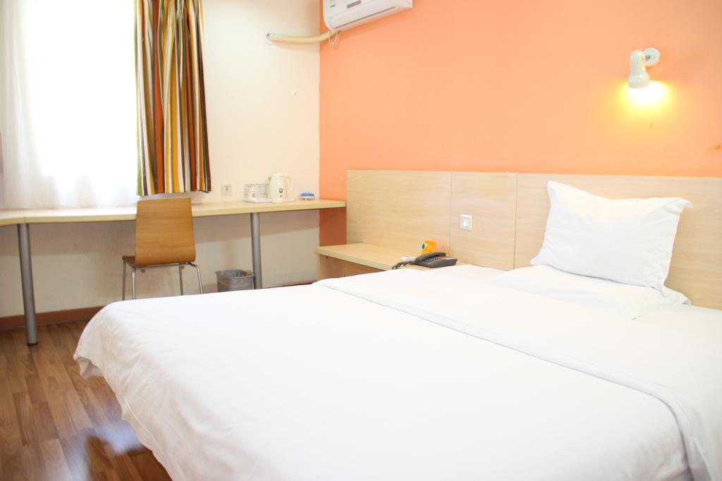 7Days Inn Beijing Liujiayao Station Værelse billede