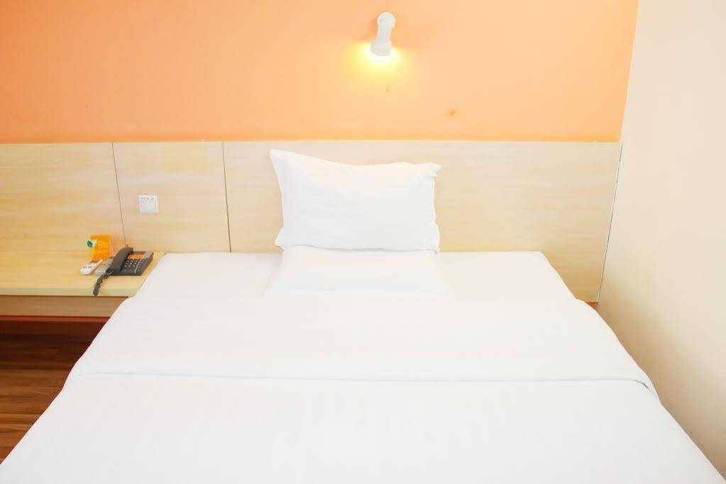 7Days Inn Beijing Liujiayao Station Eksteriør billede